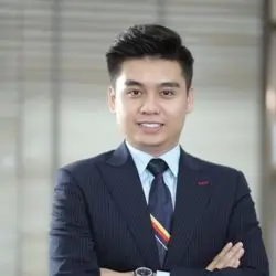CEO Phùng Tuấn Anh